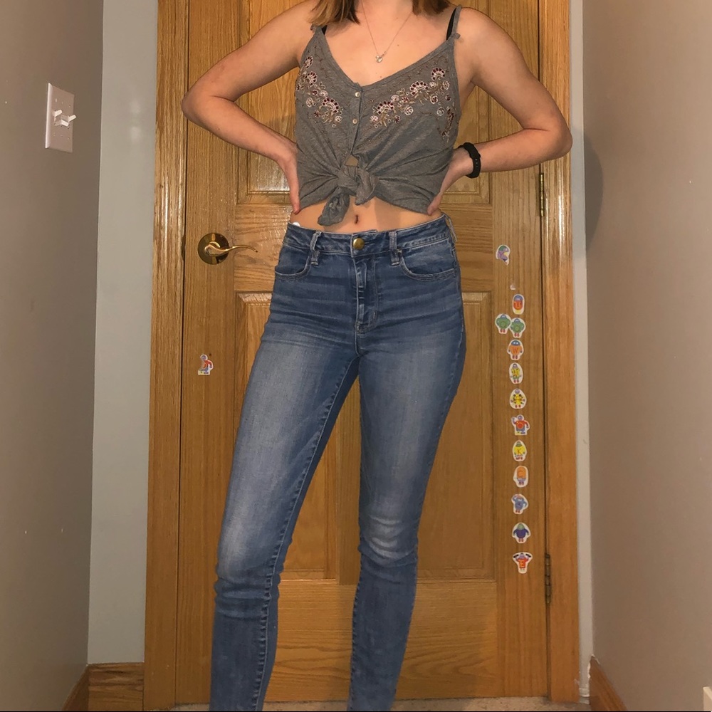 Cute cropped tank top